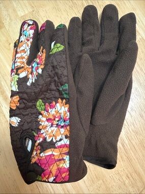 Vera Bradley Brown Quilted Floral Fleece Gloves